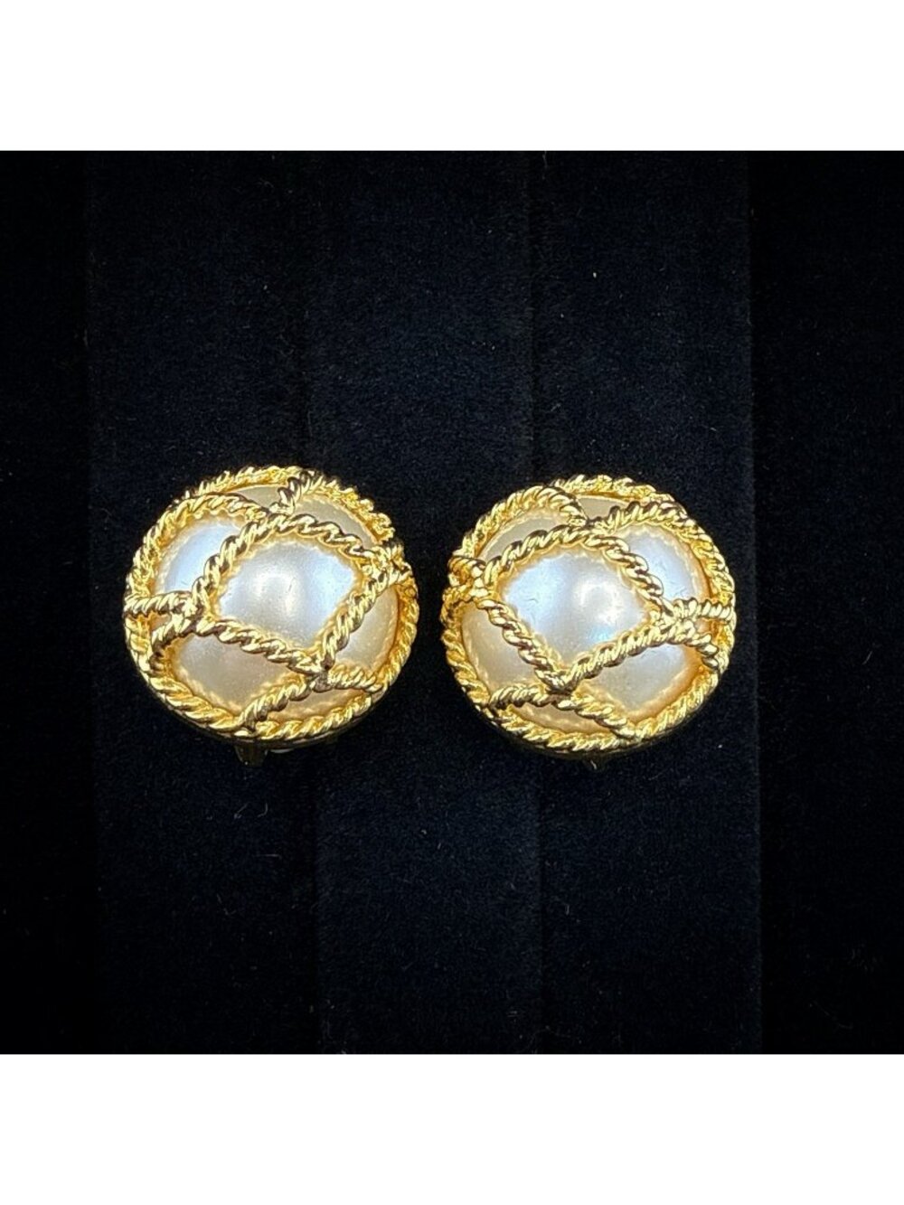 Joan Rivers Earrings Imitation Pearl Gold Caged Clip On Round Quiet Luxury VTG